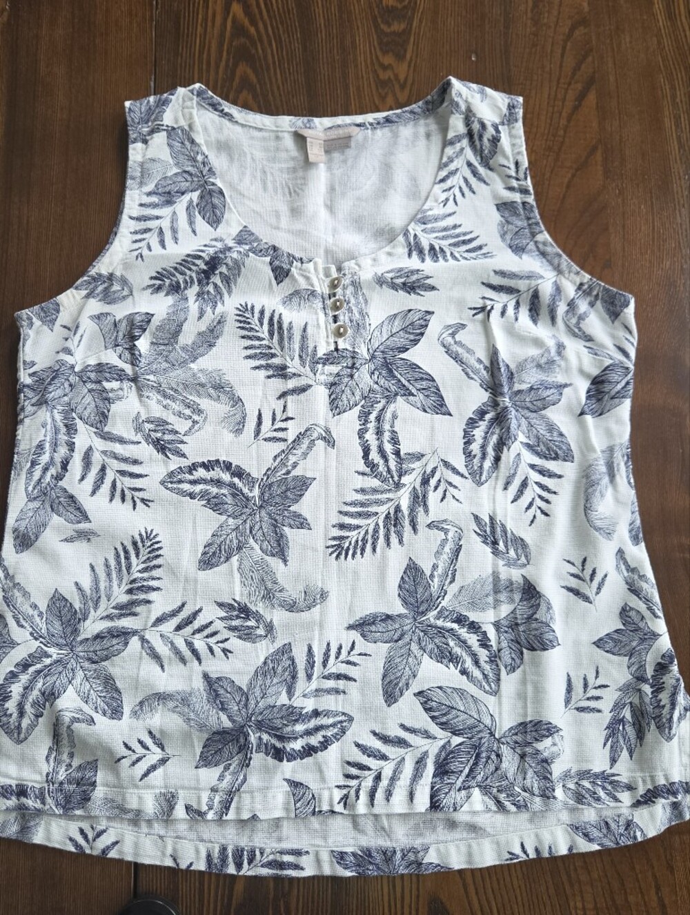 Royal Robbins White Tank with Navy Botanical Print